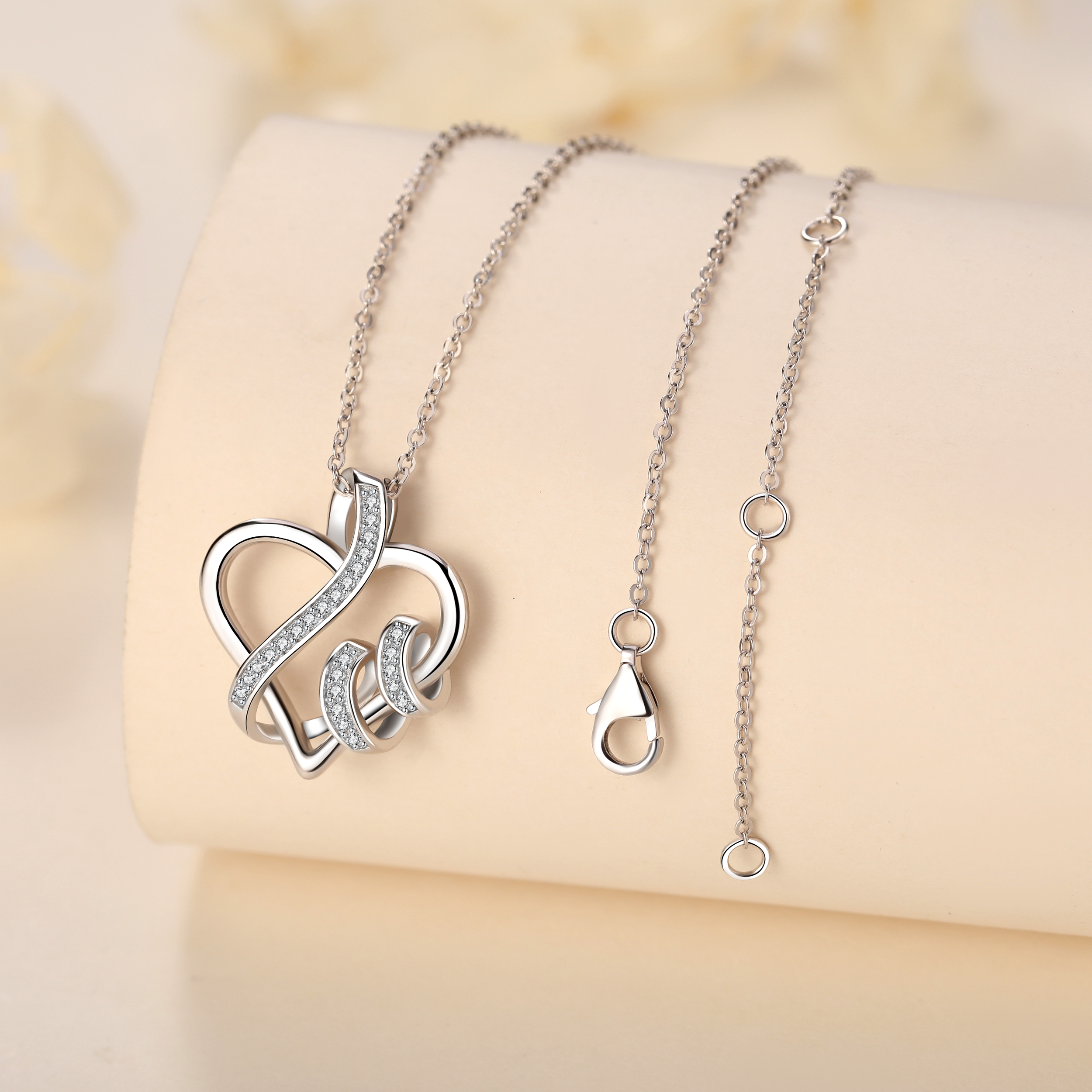 Sterling Silver Elegant Simple Style Heart Shape Inlay Zircon Pendant Necklace display picture 1