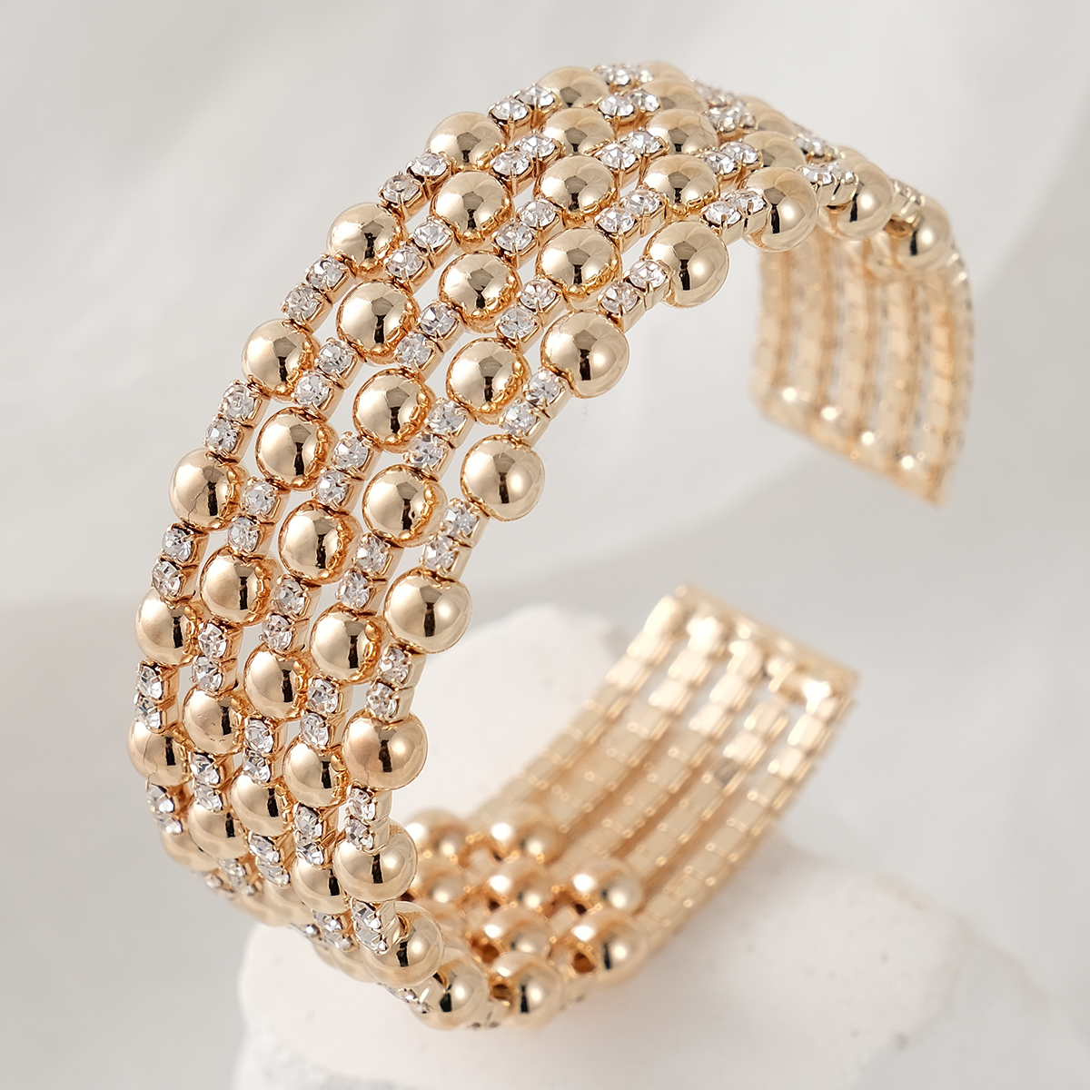 Elegant Shiny Geometric Artificial Pearls Rhinestones Metal Wholesale Bangle display picture 7