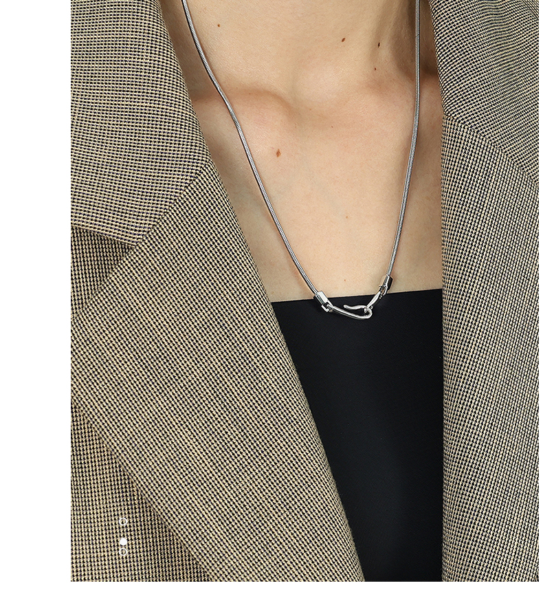 Einfacher Stil Einfarbig Linien Titan Stahl Schnalle Pulloverkette display picture 4