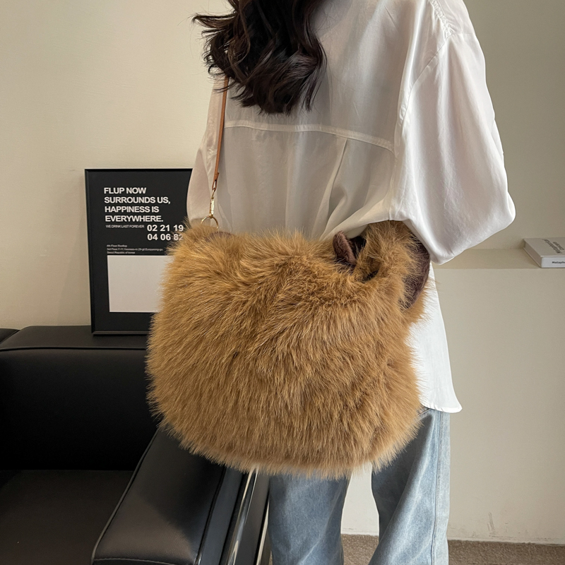 Women's Plush Solid Color Vintage Style Classic Style Sewing Thread Square Zipper Shoulder Bag display picture 6