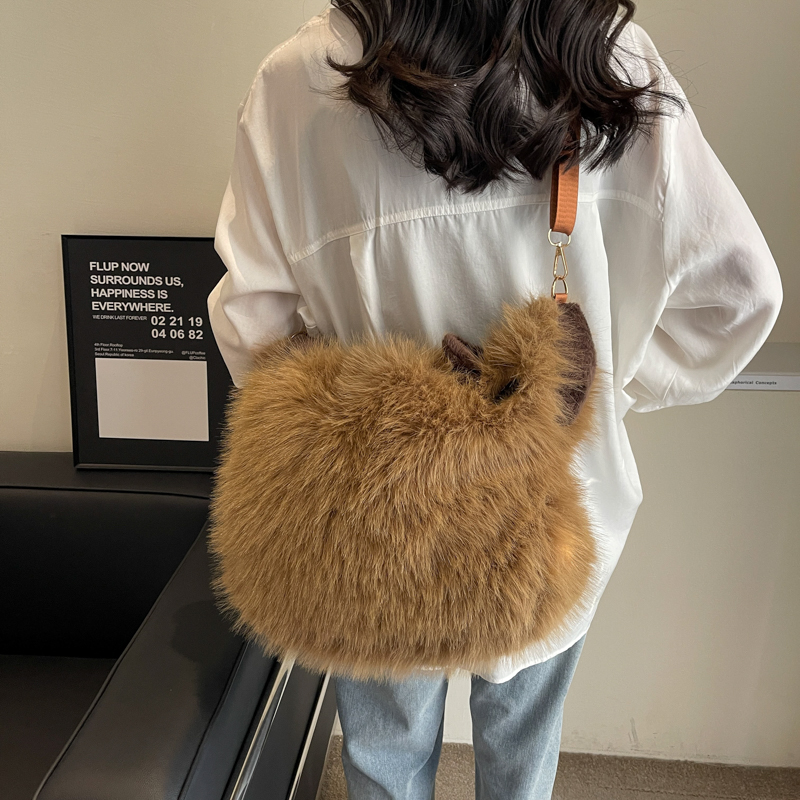 Women's Plush Solid Color Vintage Style Classic Style Sewing Thread Square Zipper Shoulder Bag display picture 9