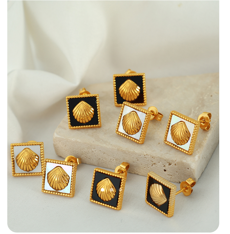 1 Pair Elegant Water Droplets Solid Color Shell Scallop Plating Inlay Titanium Steel Rhinestones 18k Gold Plated Ear Studs display picture 11