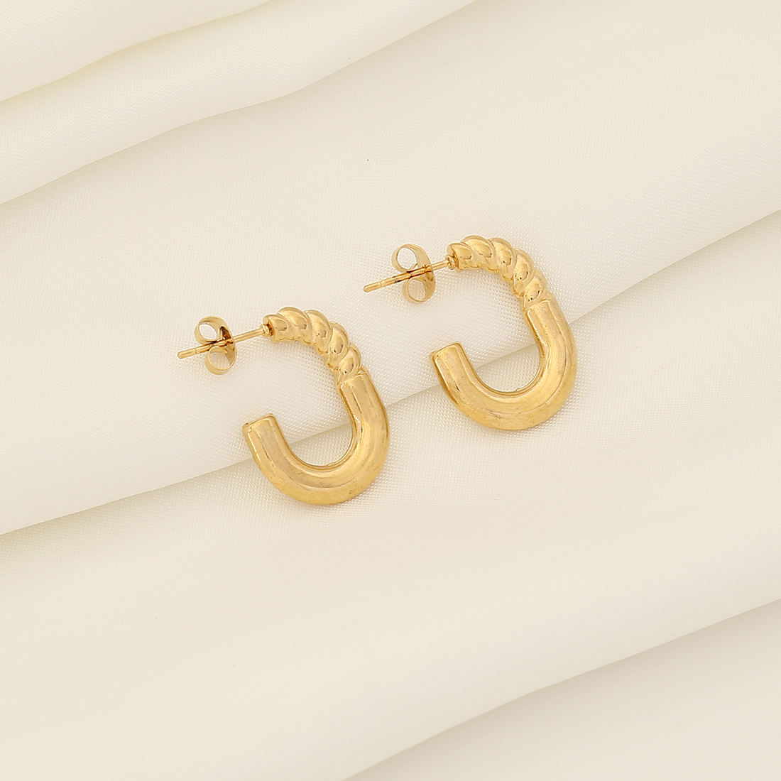 1 Paar Einfacher Stil Geometrisch Überzug Rostfreier Stahl 18 Karat Vergoldet Reif Ohrringe display picture 15
