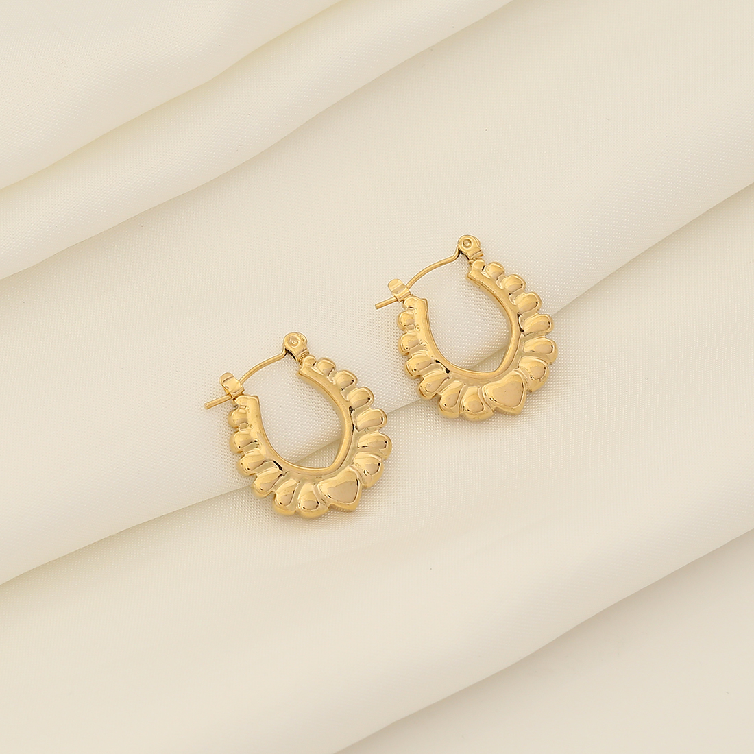1 Pair Simple Style Geometric Plating Stainless Steel 18K Gold Plated Hoop Earrings display picture 14