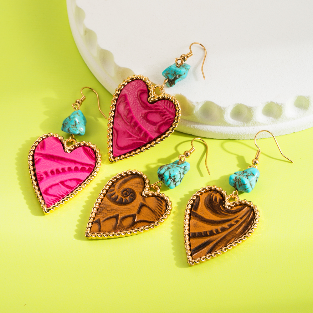1 Pair Elegant Vintage Style Heart Shape Plating Inlay Alloy Artificial Leather Turquoise Drop Earrings display picture 3