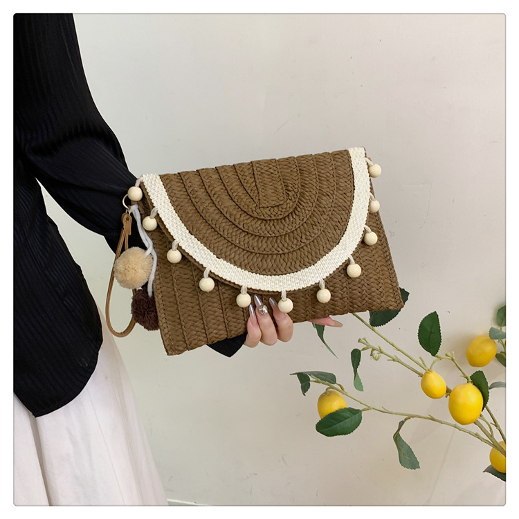 Women's Medium Straw Color Block Classic Style Square Magnetic Buckle Shoulder Bag display picture 2