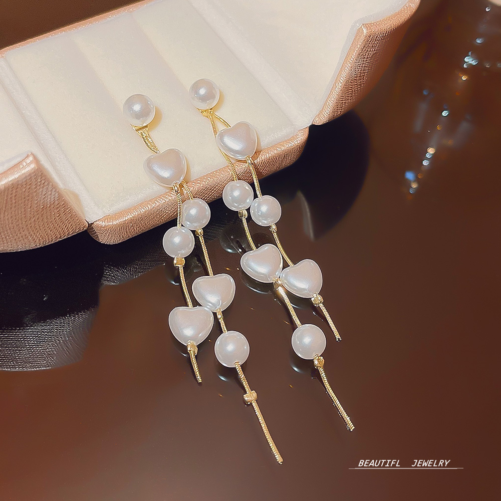 1 Pair Romantic Sweet Simple Style Heart Shape Pearl Copper Drop Earrings display picture 3