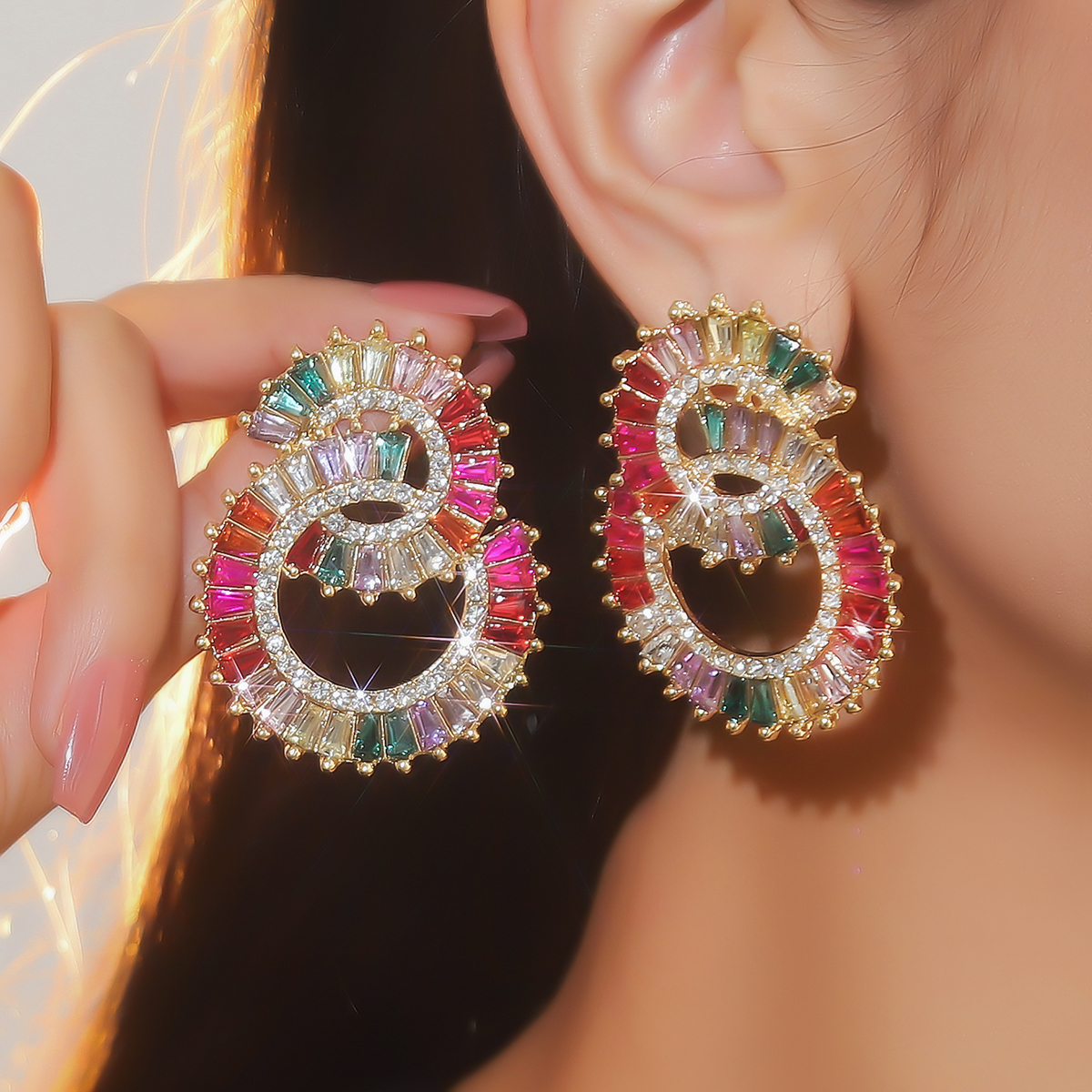 1 Pair Elegant Glam Round Inlay Alloy Rhinestones Drop Earrings display picture 3
