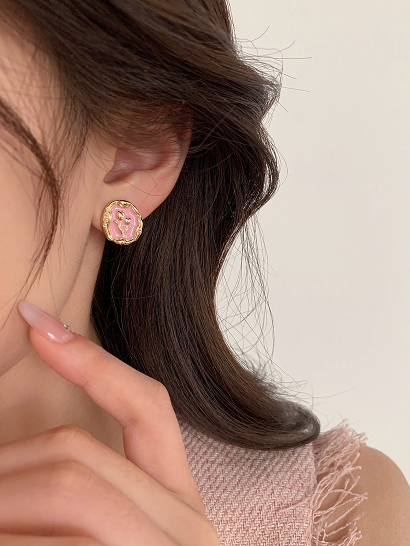 1 Pair Sweet Flower Alloy Ear Studs display picture 5
