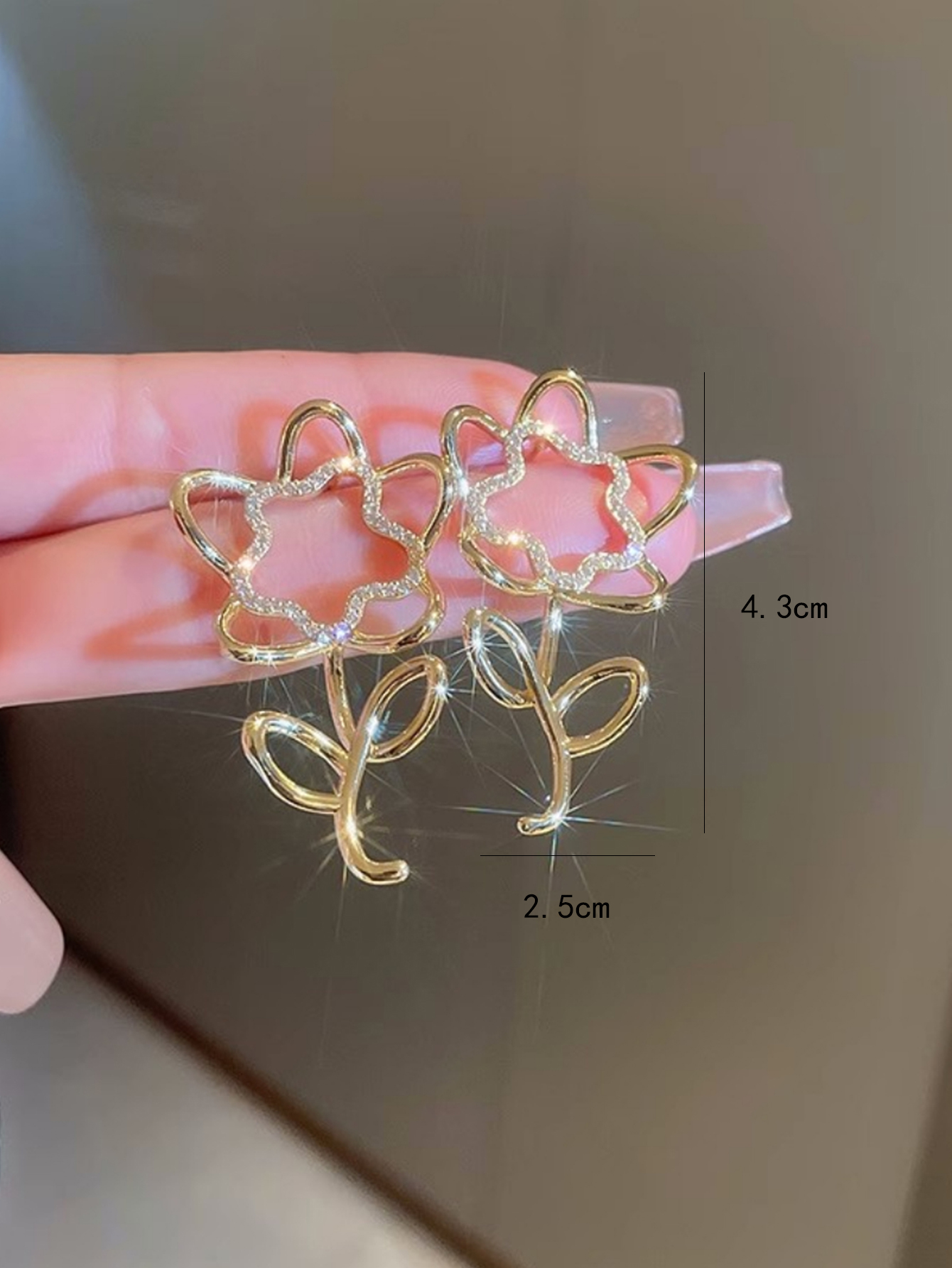1 Pair French Style Flower Alloy Ear Studs display picture 5