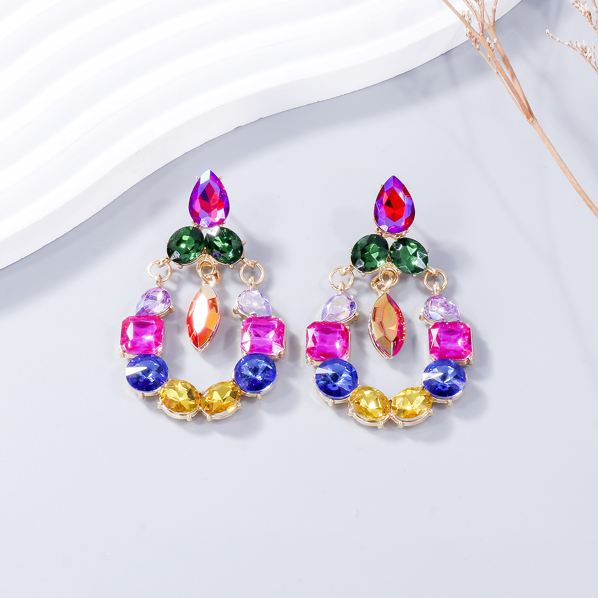 1 Pair Retro Exaggerated Geometric Alloy Rhinestones Glass Drop Earrings display picture 14