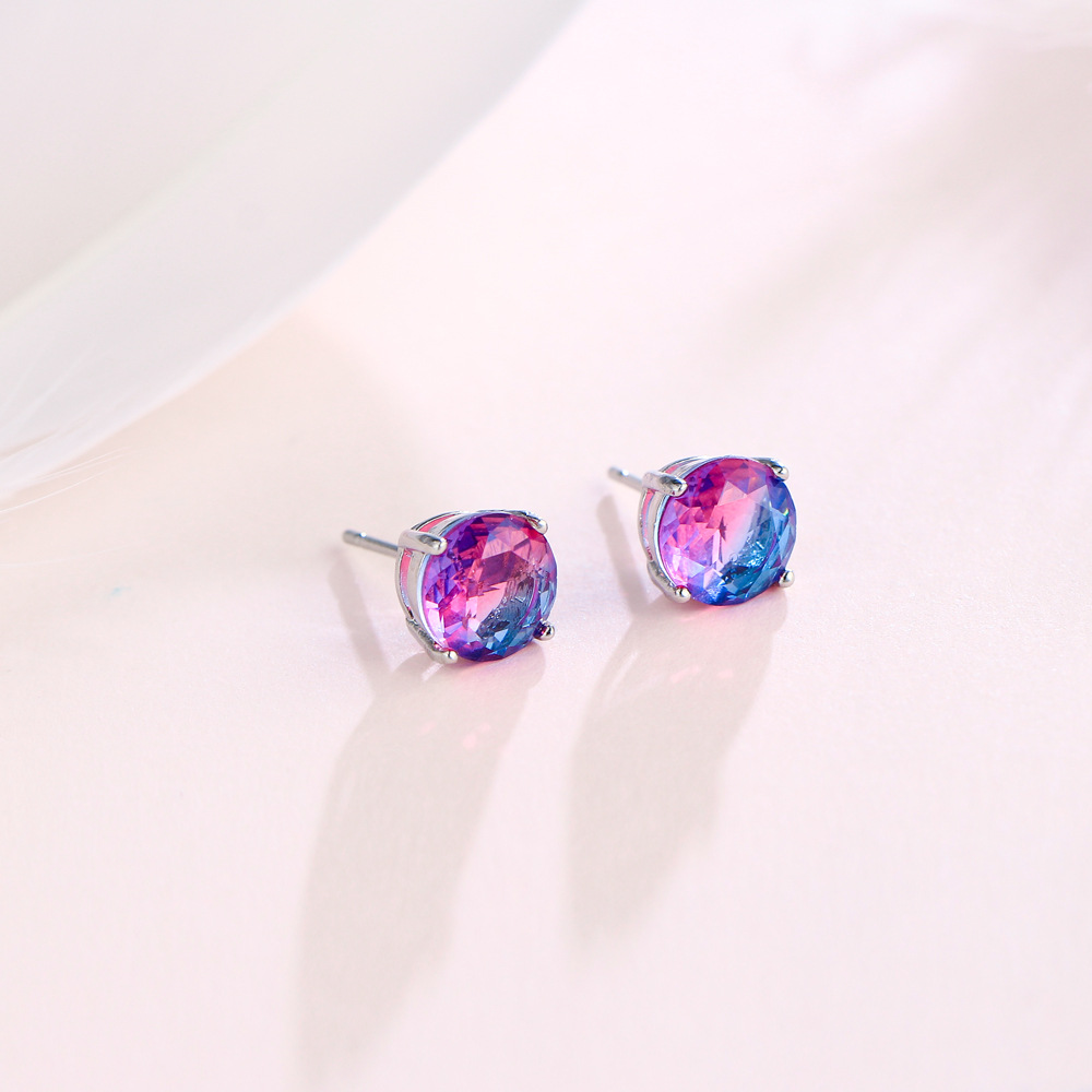1 Pair Casual Elegant Commute Round Inlay Copper Zircon White Gold Plated Ear Studs display picture 1
