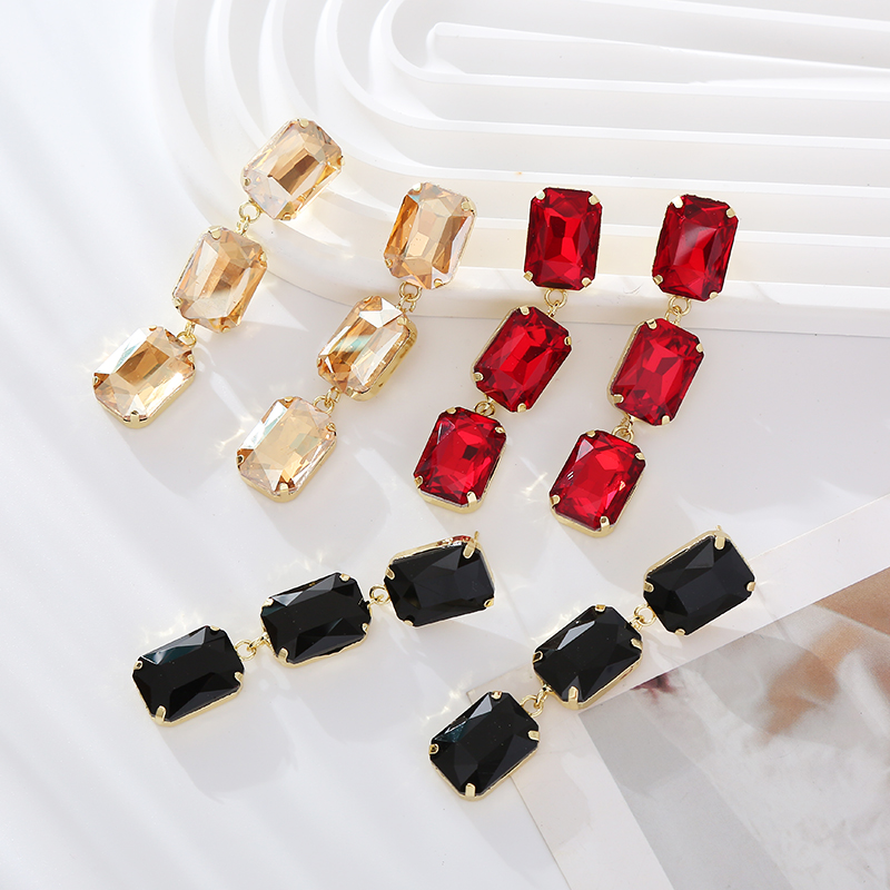 1 Pair Elegant Luxurious Square Plating Inlay Alloy Glass Gold Plated Drop Earrings display picture 3