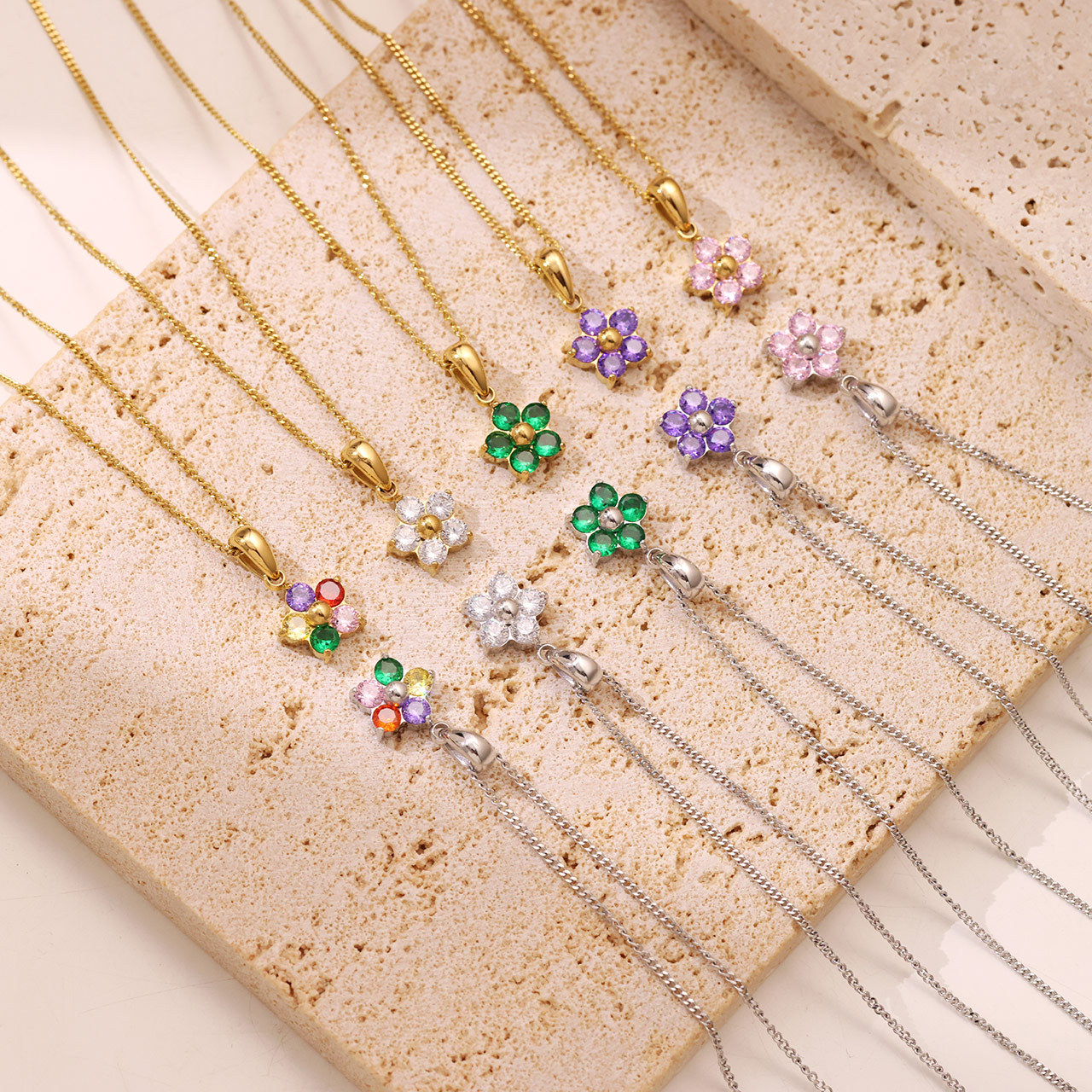 Simple Style Flower Stainless Steel Plating Inlay Zircon White Gold Plated Gold Plated Pendant Necklace display picture 4