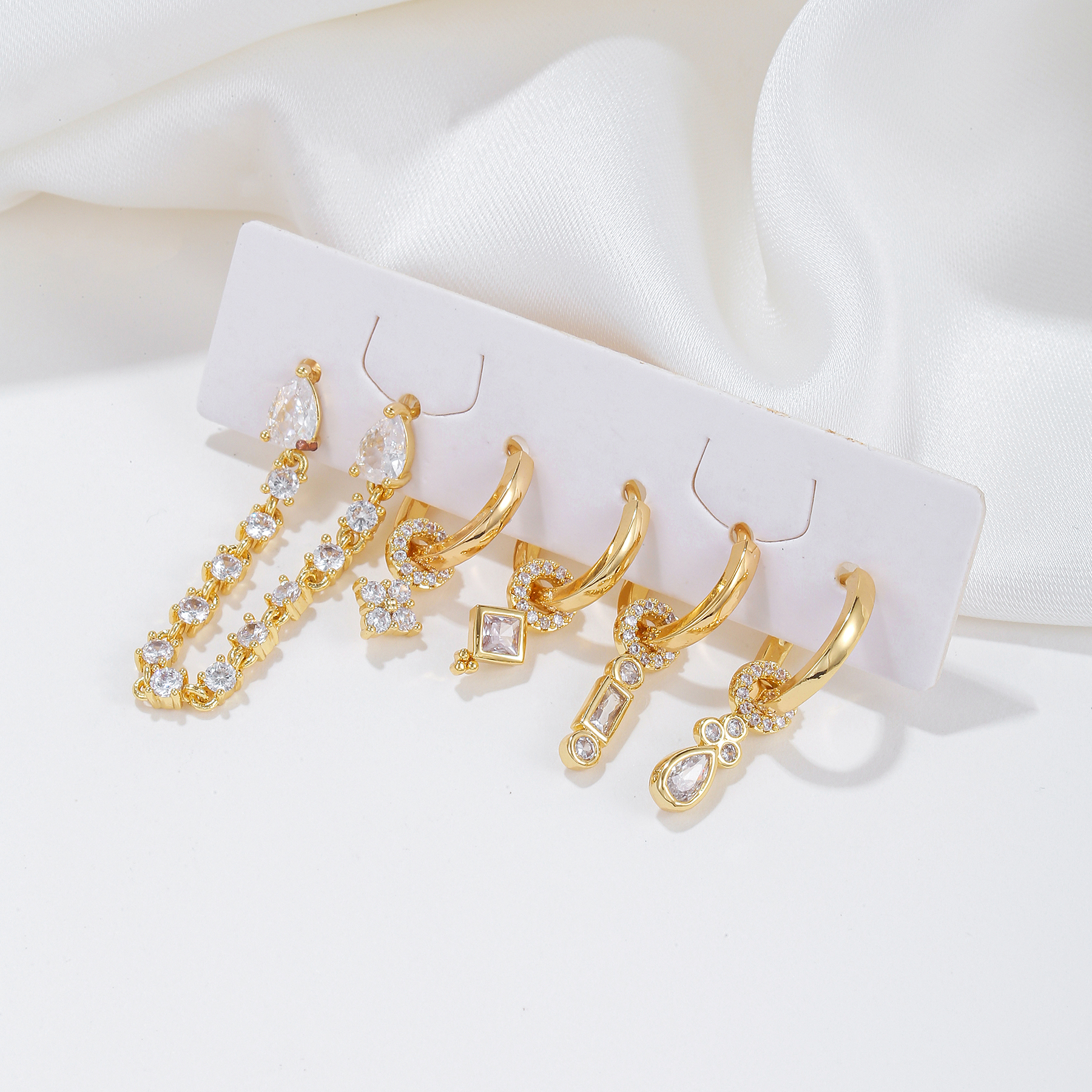Wholesale Jewelry Cute Sweet Geometric Brass Zircon 18k Gold Plated Silver Plated Plating Inlay Drop Earrings display picture 3