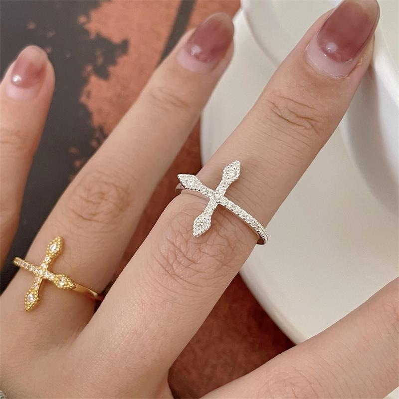 Wholesale Simple Style Cross Copper Plating Inlay Silver Plated Zircon Rings display picture 4