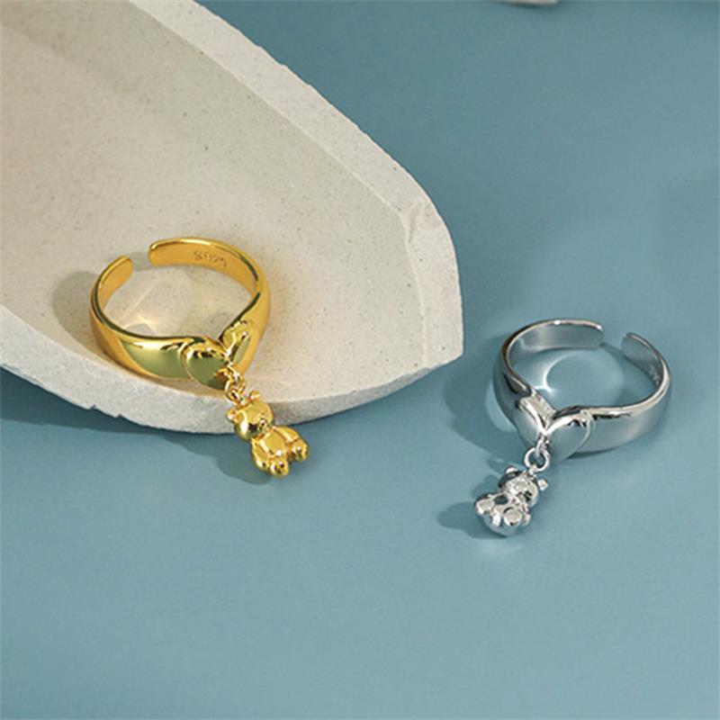 Großhandel Einfacher Stil Tragen Kupfer Versilbert Charm Ring Offener Ring display picture 4