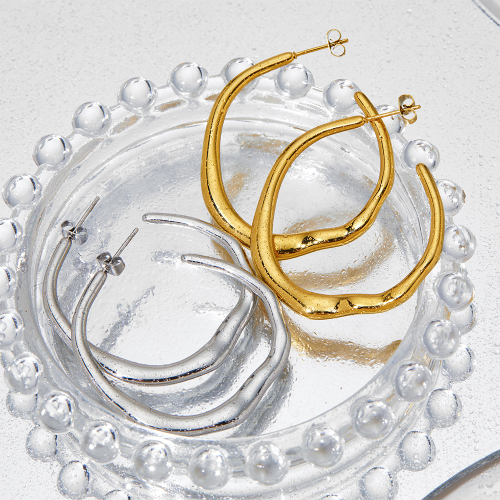 1 Pair Simple Style Solid Color Plating 304 Stainless Steel 16K Gold Plated White Gold Plated Gold Plated Hoop Earrings display picture 4