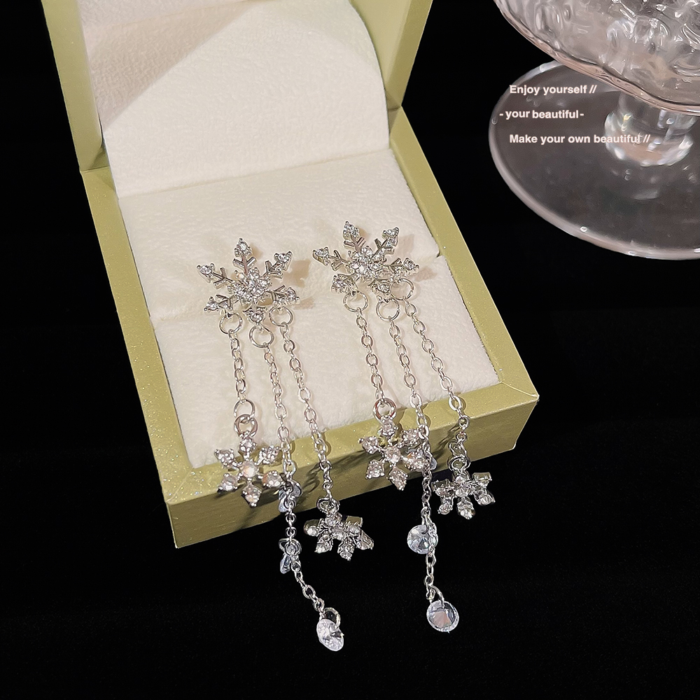 1 Paar Einfacher Stil Schneeflocke Überzug Inlay Legierung Künstlicher Diamant Tropfenohrringe display picture 5