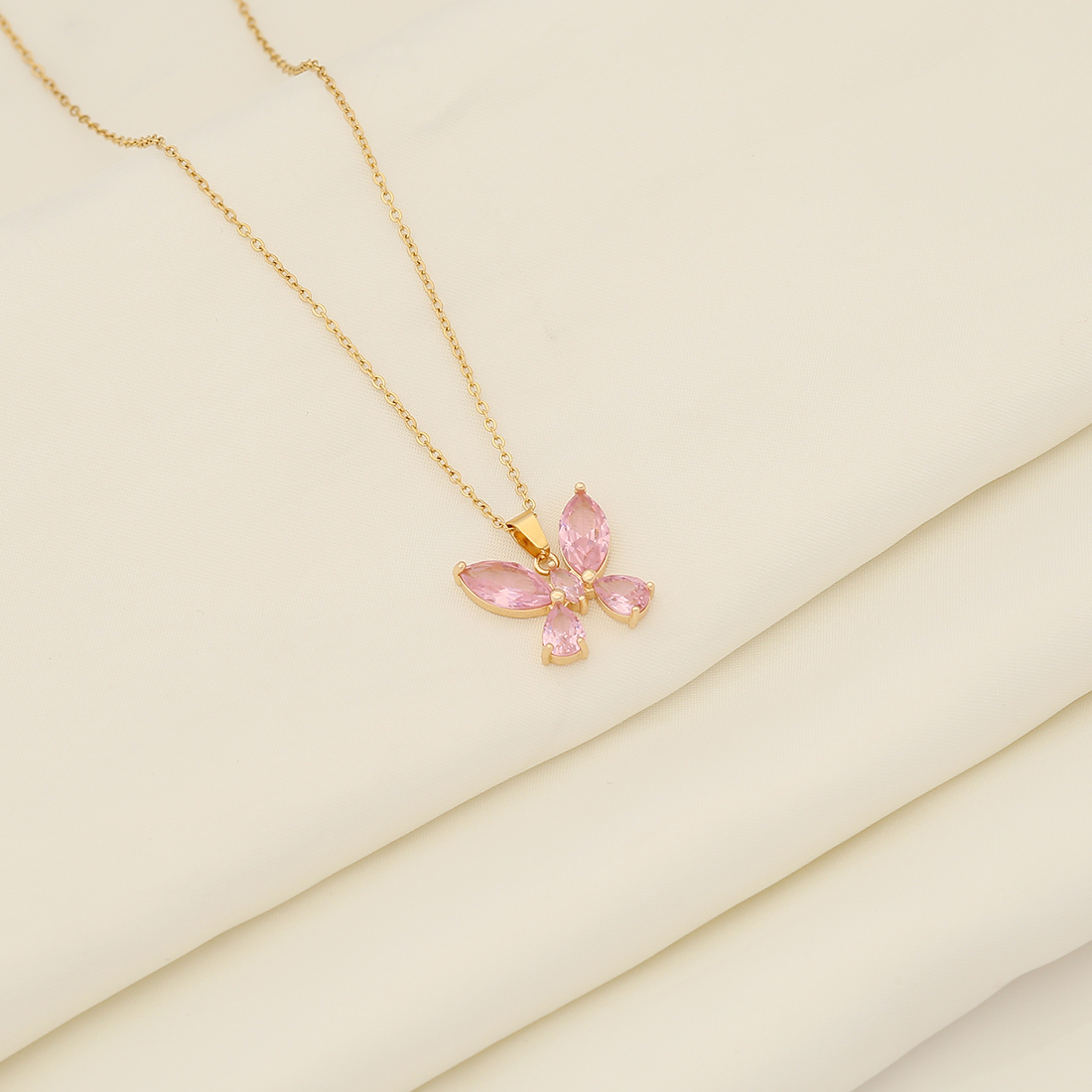 Wholesale IG Style Shiny Butterfly 304 Stainless Steel Inlay 18K Gold Plated Glass Pendant Necklace display picture 6
