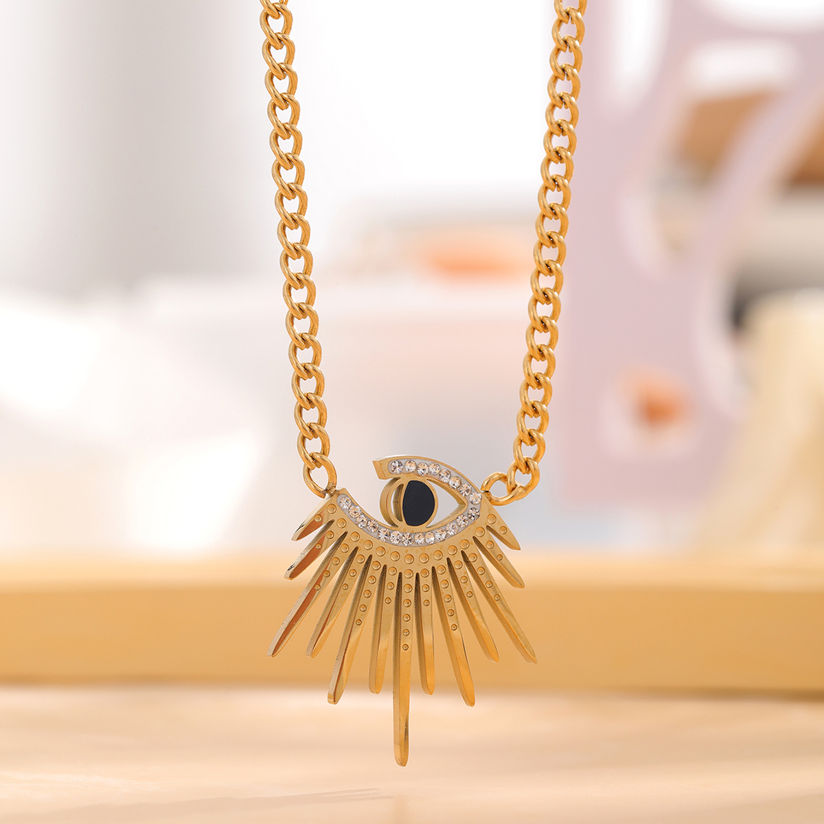304 Stainless Steel 18K Gold Plated Simple Style Plating Inlay Devil's Eye Rhinestones Pendant Necklace display picture 7