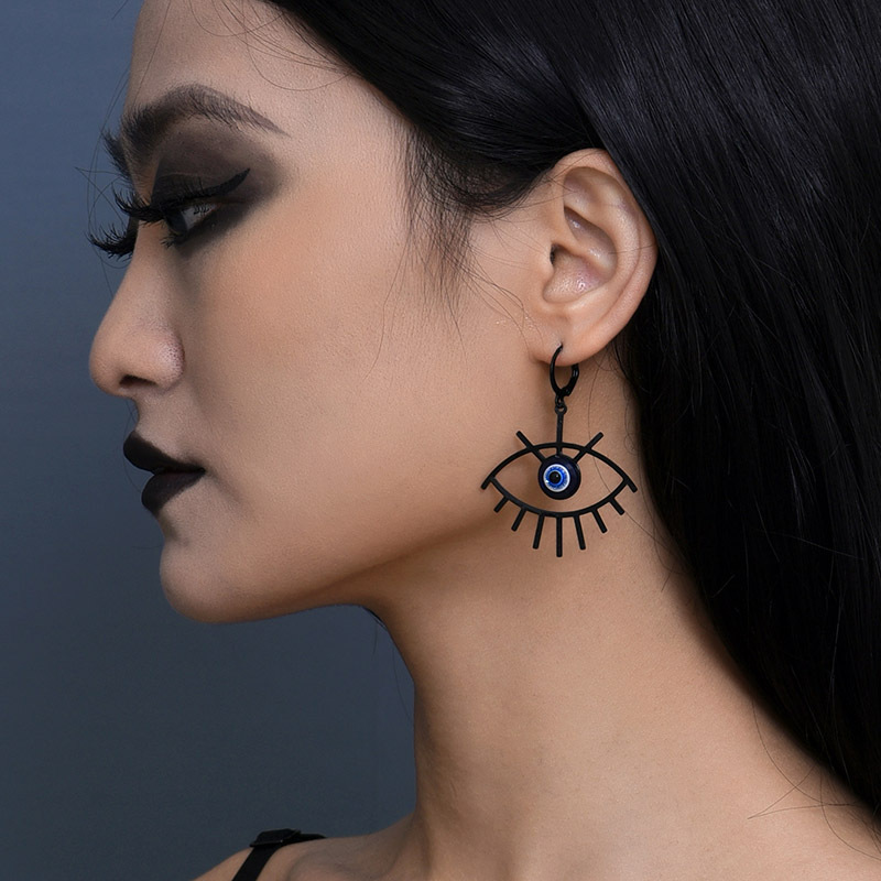 1 Pair Simple Style Devil's Eye Stoving Varnish Hollow Out Alloy Drop Earrings display picture 1