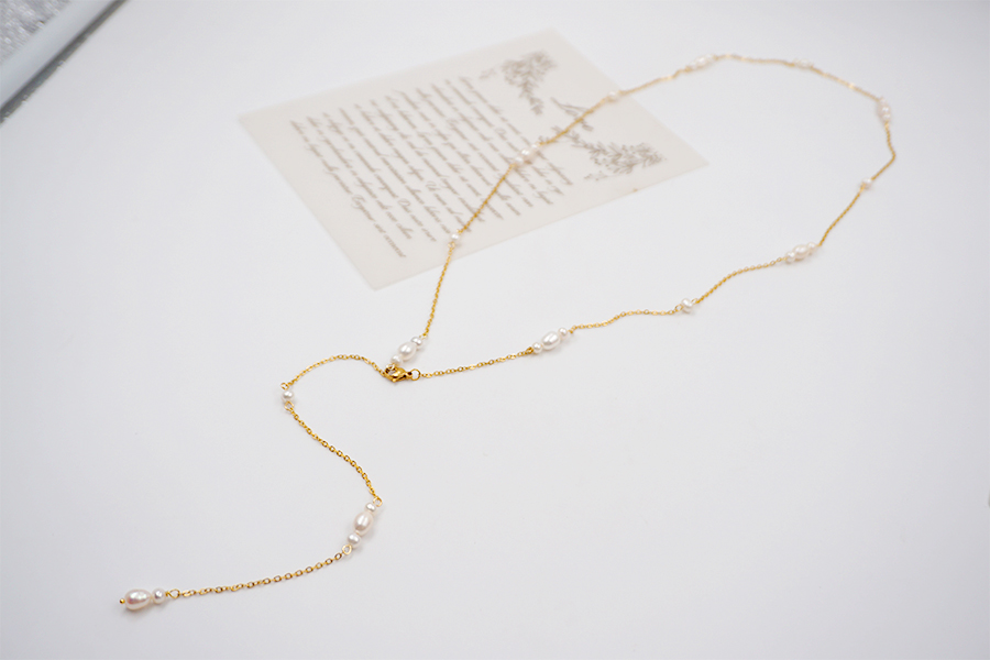 Edelstahl 304 Süßwasserperle Titan Stahl Vergoldet Barocker Stil Ferien Perlen Überzug Geometrisch Halskette display picture 6