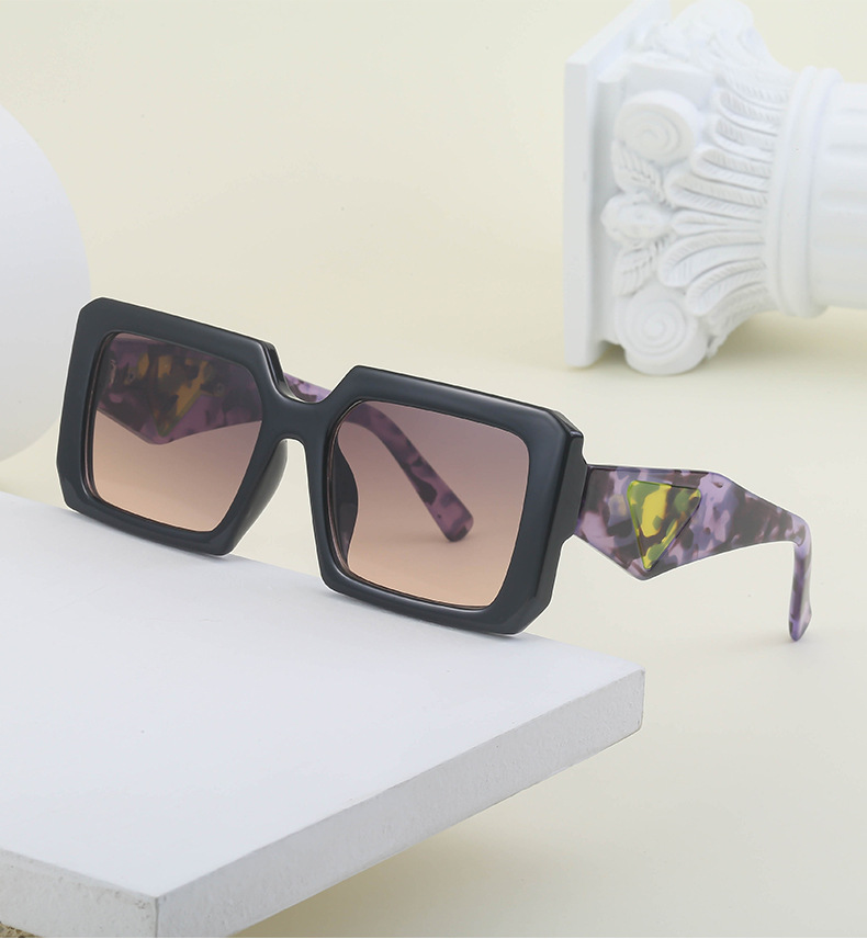 Einfacher Stil Einfarbig Pc Quadrat Vollbild Sonnenbrille Der Frauen display picture 3