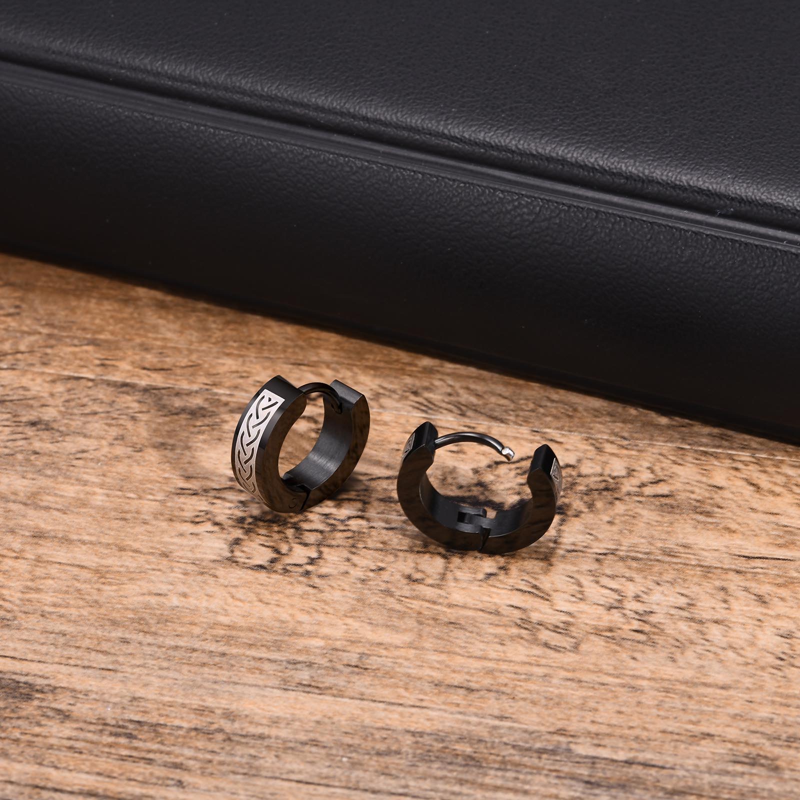 1 Pair Simple Style Knot 304 Stainless Steel Hoop Earrings display picture 1