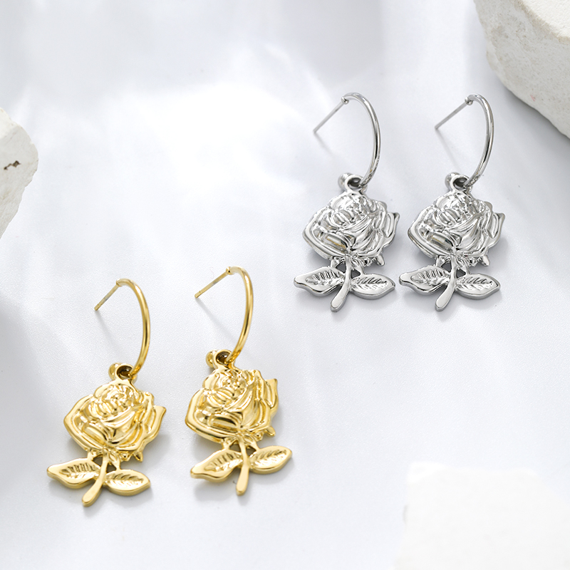 1 Pair Romantic Rose Plating 304 Stainless Steel 18K Gold Plated Drop Earrings display picture 9