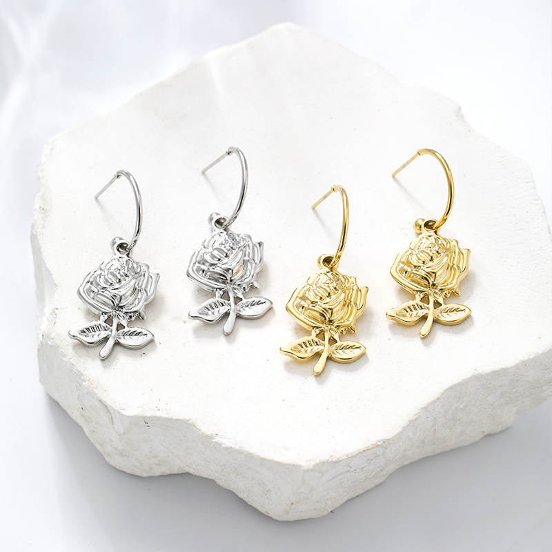1 Pair Romantic Rose Plating 304 Stainless Steel 18K Gold Plated Drop Earrings display picture 15