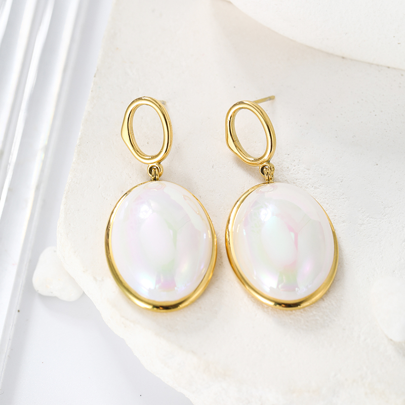 1 Pair Simple Style Oval Plating Inlay 304 Stainless Steel Artificial Pearls 14K Gold Plated Drop Earrings display picture 8