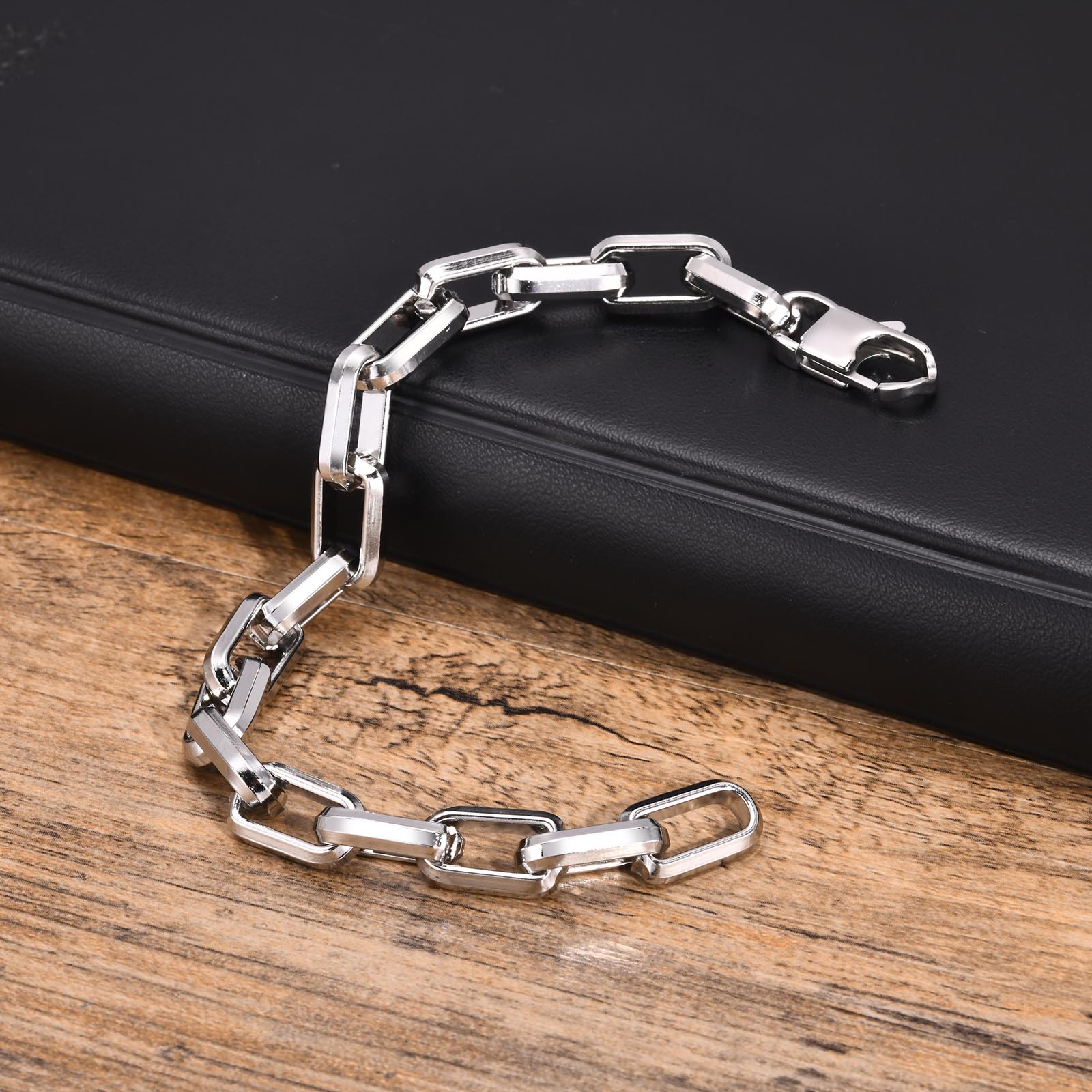 Simple Style Solid Color 304 Stainless Steel Handmade Men's Bracelets display picture 3