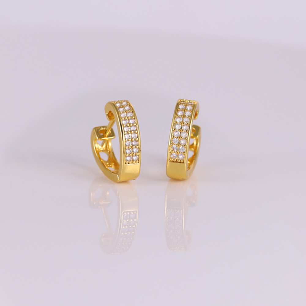 1 Paar Elegant Einfacher Stil Herzform Inlay Kupfer Zirkon 18 Karat Vergoldet Reif Ohrringe display picture 4