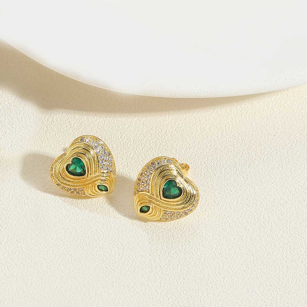 1 Paire Style Vintage Forme De Cœur Incruster Le Cuivre Zircon Plaqué Or 14K Boucles D'Oreilles display picture 2