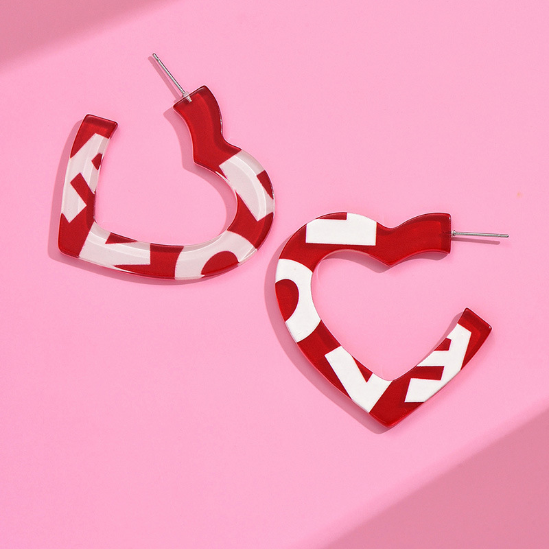 1 Pair Cute Heart Shape Polishing Arylic Ear Studs display picture 5