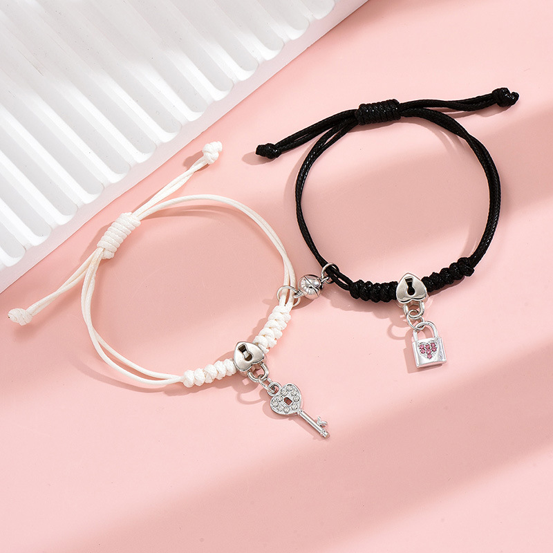 Sweet Heart Shape Lock Alloy Plating Couple Bracelets display picture 5