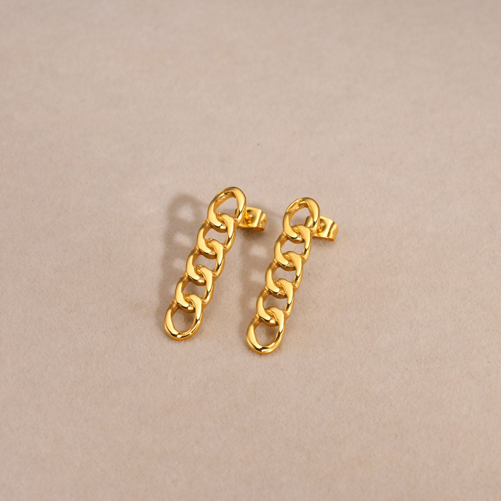 1 Pair IG Style Simple Style Chain 201 Stainless Steel 18K Gold Plated Drop Earrings display picture 1