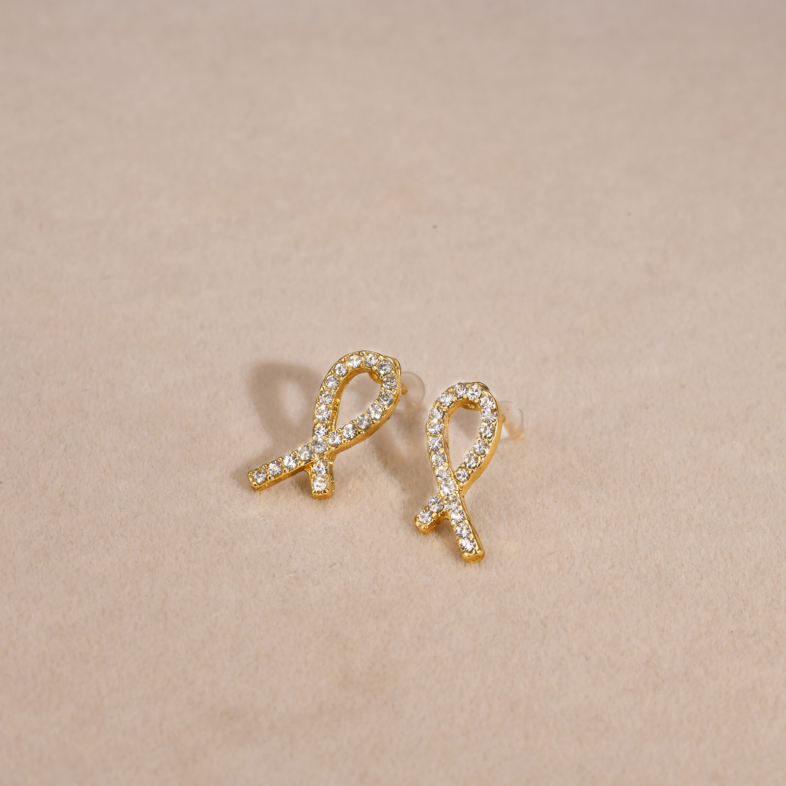 1 Pair Sweet Crown Bow Knot Plating Inlay Copper Alloy Artificial Pearls Zircon Ear Studs display picture 12