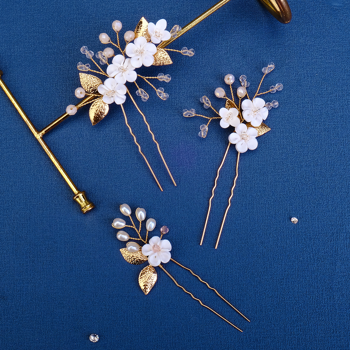 Women's Sweet Flower Artificial Crystal Artificial Pearl Soft Clay Handmade Hairpin display picture 4