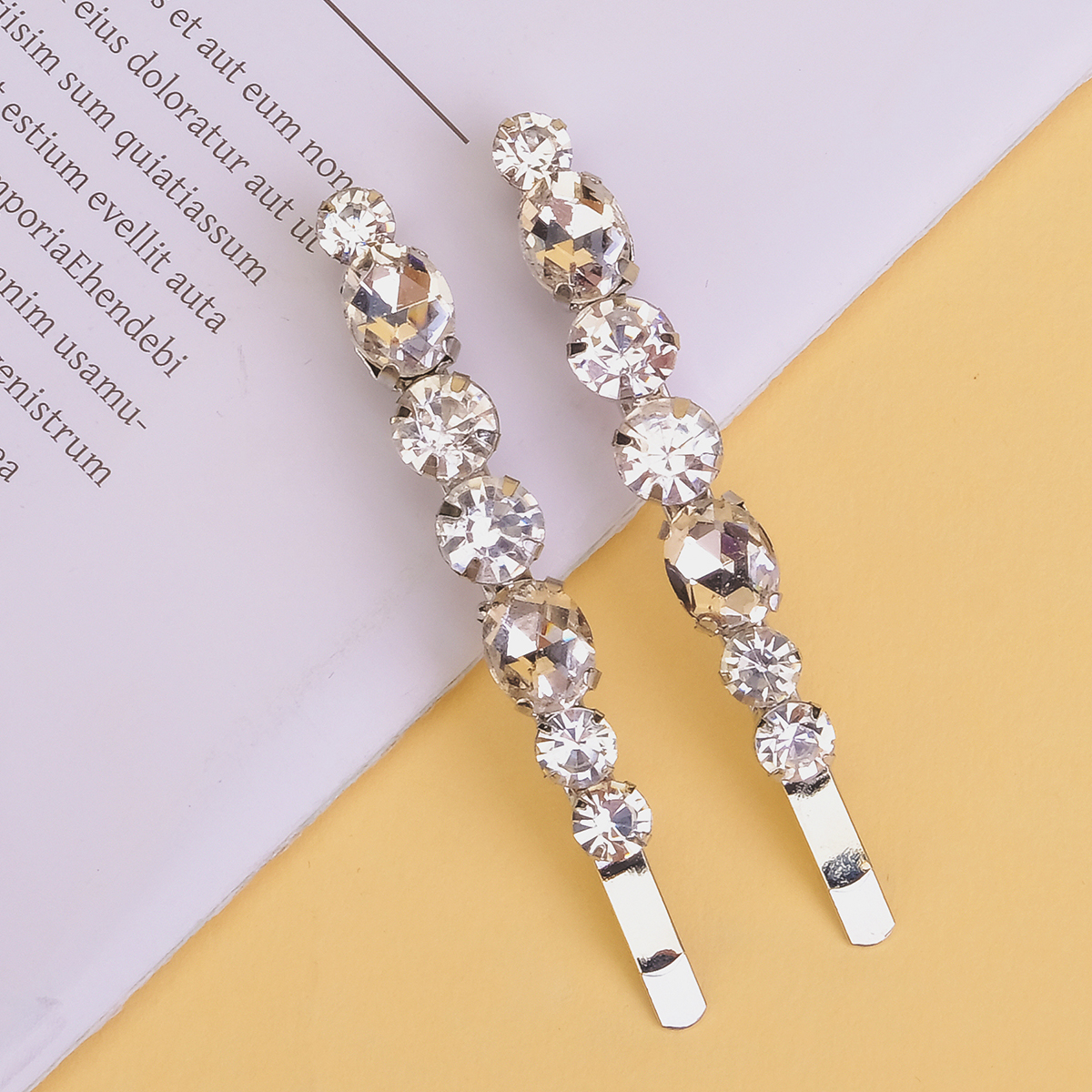 Women's Simple Style Round Solid Color Rhinestone Plating Hair Clip display picture 6