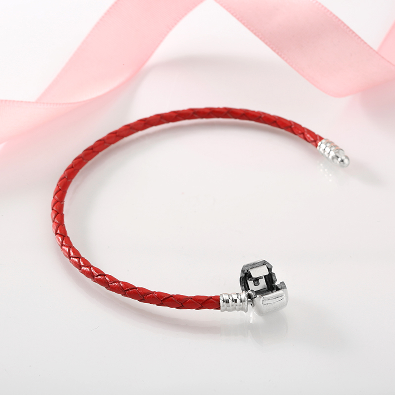 Casual Classic Style Solid Color Pu Leather Sterling Silver Braid Women's Bracelets display picture 7