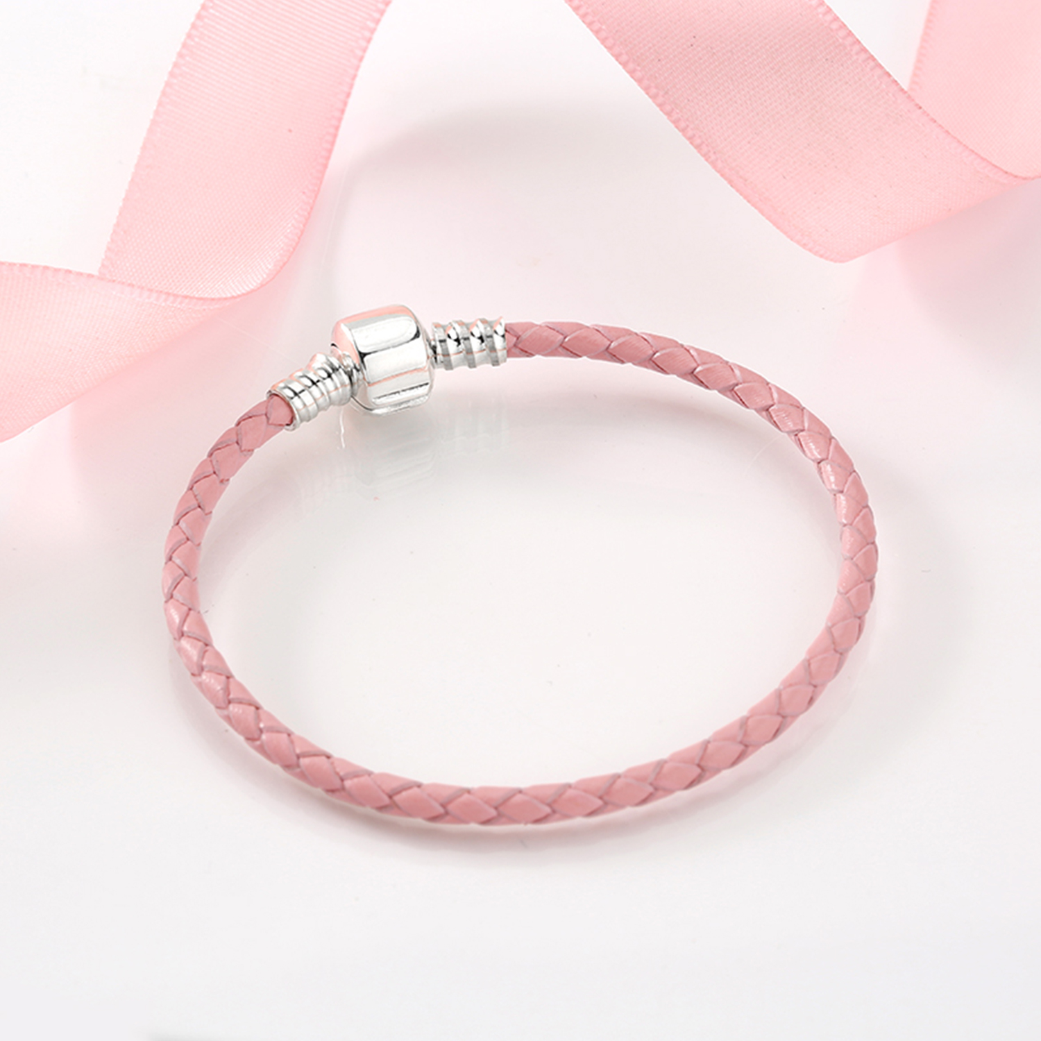 Casual Classic Style Solid Color Pu Leather Sterling Silver Braid Women's Bracelets display picture 12