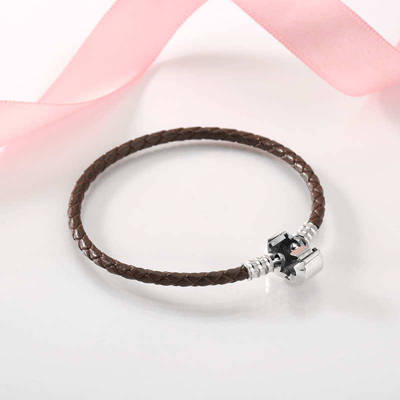 Casual Classic Style Solid Color Pu Leather Sterling Silver Braid Women's Bracelets display picture 16