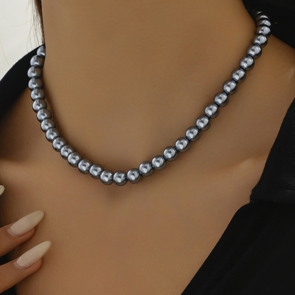 Elegant Einfacher Stil Geometrisch Harz Perlen Frau Halskette display picture 6