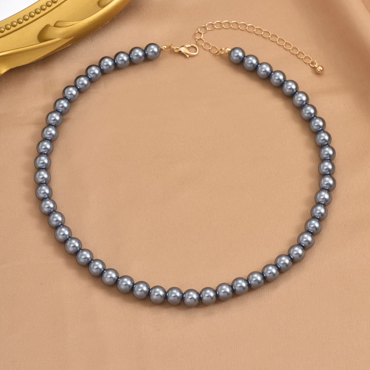 Elegant Einfacher Stil Geometrisch Harz Perlen Frau Halskette display picture 8