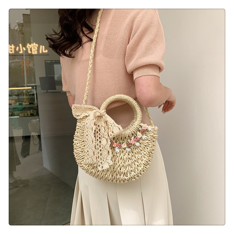 Women's Medium Straw Color Block Vintage Style Classic Style String Shoulder Bag display picture 1