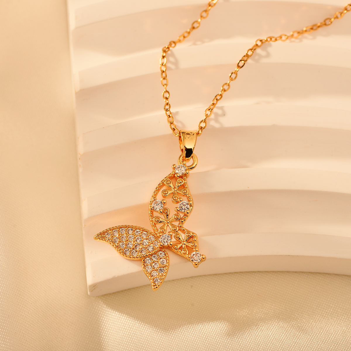 Copper Elegant Simple Style Flower Butterfly Plating Hollow Out Inlay Zircon Pendant Necklace display picture 3