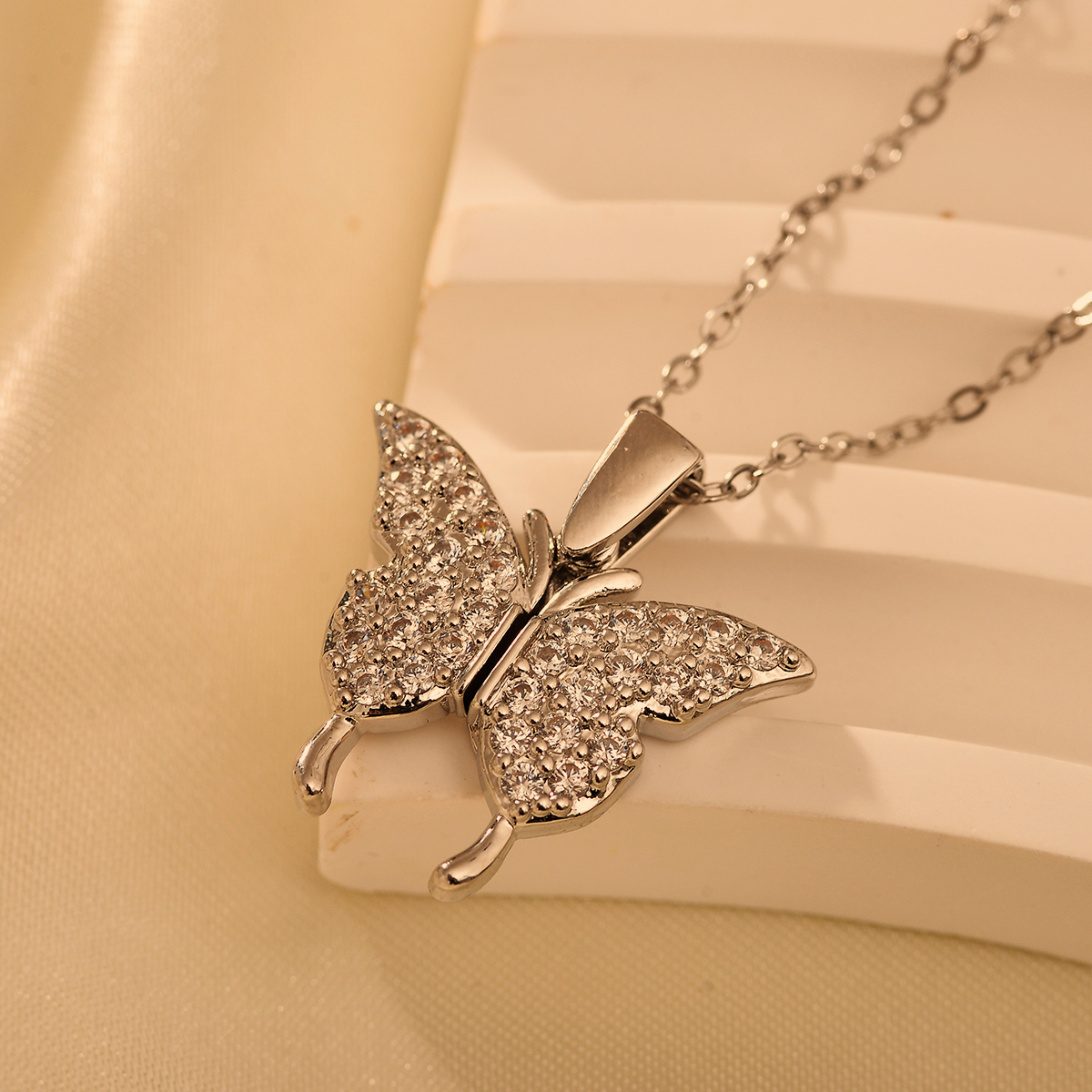 Titanium Steel IG Style Shiny Butterfly Inlay Zircon Pendant Necklace display picture 2