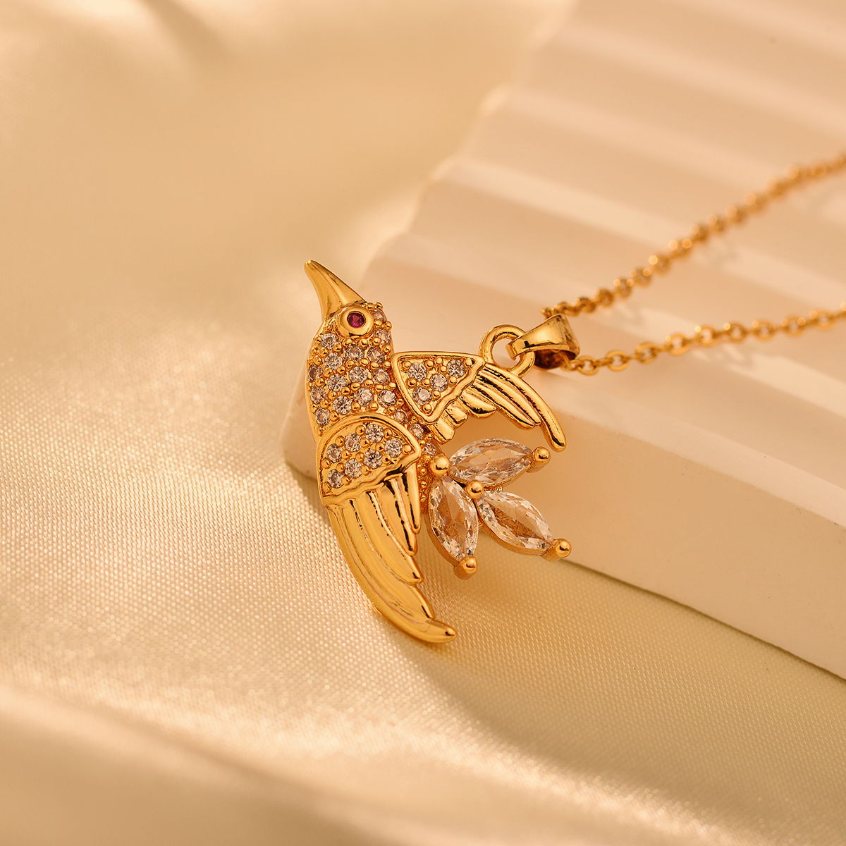 Titanium Steel Copper IG Style Simple Style Shiny Bird Inlay Zircon Pendant Necklace display picture 5